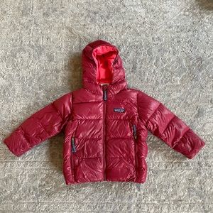 Patagonia Down Jacket 3T UPDATED.